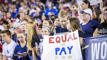 La Cámara de Representantes y el Senado de Estados Unidos aprobaron la igualdad salarial para atletas de todos los deportes en el país.