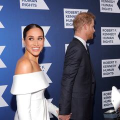 Prince Harry and Meghan Markle snubbed again by the Royal Family