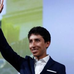 El desfile de los "héroes del Tour": Lluvia de aplausos para Egan