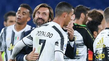 Andrea Pirlo coach of Juventus hugs Cristiano Ronaldo of Juventus FC at the end of the Italian championship Serie A football match between AS Roma and Juventus FC on September 27, 2020 at Stadio Olimpico in Rome, Italy - Photo Giuseppe Maffia / Sportphoto