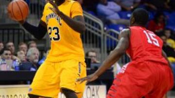 Ousmane Drame, con la Universidad de Quinnipac (Connecticut).