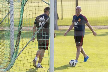 Rubiales y Marchena se entrenan en Krasnodar