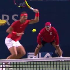 El narrador no lo pudo evitar... "¡Rafa BanaNadal!": en la última toma se aprecia la magnitud