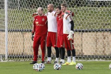 Ochotorena, Pepe Reina, Iker Casillas y David Egea.