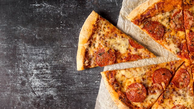 On Jan. 3 there was a surge in pizza orders from U.S. government buildings such as the White House, the Pentagon, and the Department of Defense.