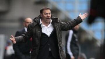 Abel Resino durante el partido contra el Rayo.