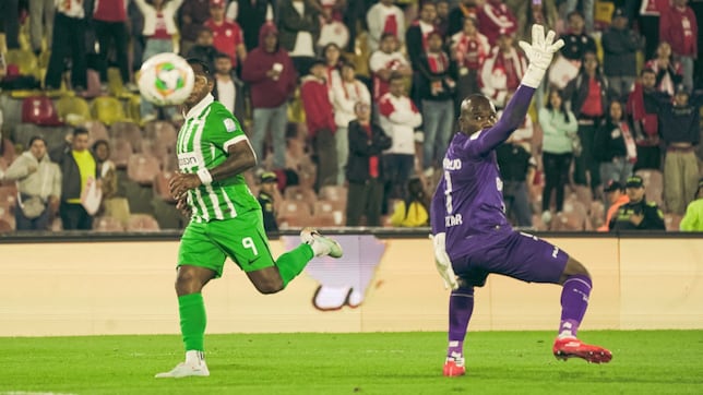 Atlético Nacional remonta y se lleva el clásico ante Santa Fe