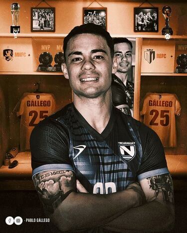 El extremo de 30 años juega en la Liga Premier de Hong Kong.  Su carrera comenzó en España, donde pasó por diferentes clubes antes de mudarse a Grecia, donde solo estuvo un año antes de viajar a Albania. En enero de 2018 fichó por el Real Estelí de Nicaragua, club con el que hizo historia tras ser el primer jugador español en marcar un gol en la Liga Concacaf. Tras varios destinos diferentes al salir en 2021 del país centroamericano, regresó en 2022 y obtuvo la nacionalidad nicaragüense. Debutó con la selección de Nicaragua en febrero de 2022 ante Belice.