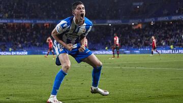 LA CORUNA, SPAIN - MAY 27: Carlos Fernandez of Deportivo de La Coruna celebrates after scoring his team&#039;s first goal during the La Liga 123 match between Deportivo de La Coruna and RCD Mallorca at Abanca Riazor Stadium on May 27, 2019 in La Coruna, S