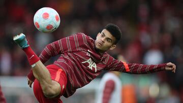 Luis Díaz en un partido de Liverpool en la Premier League.