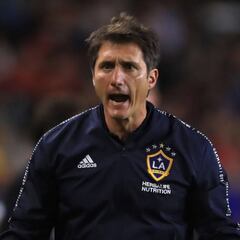 Guillermo Barros Schelotto dejaría a LA Galaxy por Ecuador