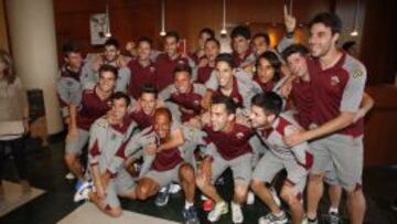 Los jugadores del Elche celebraron el ascensoen su hotel de concentración en Almería.