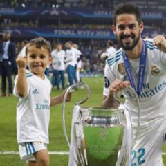 La divertida charla del hijo de Isco con otro niño que se ha hecho viral