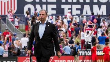 Bruce Arena busca seguir dirigiendo en MLS y no duda en ofrecer un proyecto interesante. El histórico estratega se postula para Charlotte FC rumbo al 2024.