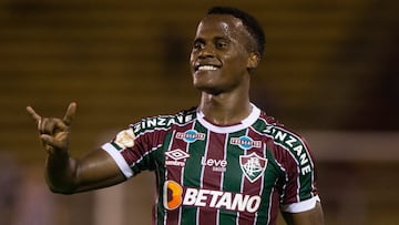 Arias suma otro récord en Fluminense.