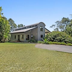 La pareja más famosa del mundo del surf se vende una de sus casas