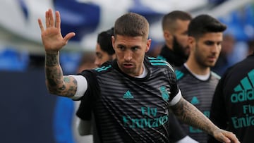 Ramos en el calentamiento del partido ante el Málaga