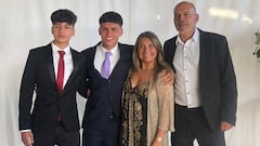 “Mi hijo llegó a Católica a los 8 años, verlo anotar su primer gol fue como una película; me lo grité todo y después lloré”