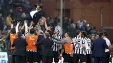 Un gol de Vidal da a la Juventus su cuarto Scudetto consecutivo