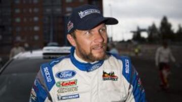 El piloto noruego Petter Solberg se retira.