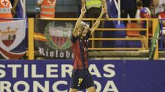 Cristian Rodr&iacute;guez, celebrando un gol con el Extremadura.