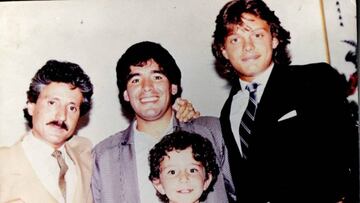 Circula en redes foto de Luis Miguel con Maradona