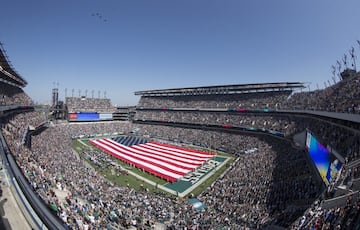 Estadio: Lincoln Financial Field
Asistencia promedio: 69,783
Asistencia total: 558,268