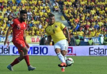 Colombia debuta en las Eliminatorias ante Perú. Ambiente de fiesta y de carnaval en El Metropolitano. 