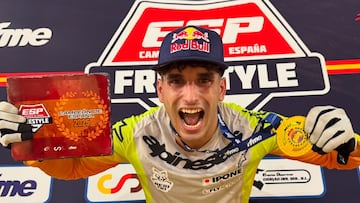 Jose Mincha con la medalla de oro del CEFMX 2025