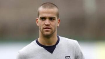 "Mi sueño sigue siendo triunfar en el Zaragoza"