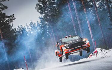 Los WRC vuelan en Suecia