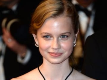 CANNES, FRANCE - MAY 15:  Angourie Rice attends the 'The Nice Guys' premiere at the annual 69th Cannes Film Festival at Palais des Festivals on May 16, 2016 in Cannes, France.  (Photo by Anthony Harvey/FilmMagic)
