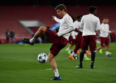 Müller: Footballers are just "commercial goods" in "circus"