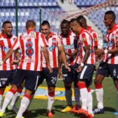 Macnelly, Viera y Toloza pintan de rojiblanco el 11 ideal