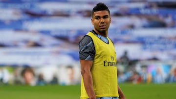 Casemiro en el Reale Arena durante el calentamiento previo al Real Sociedad-Real Madrid de la 30ª jornada de LaLiga Santander.