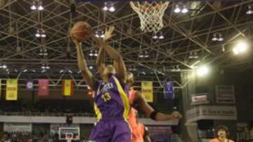 <b>PRIMERA DERROTA. </b>Báez fue el mejor de los locales en Pisuerga.