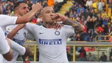 Nainggolan celebrando el gol.