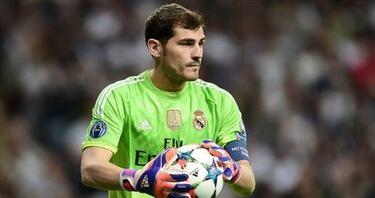 Casillas celebrates 100 games with FC Porto