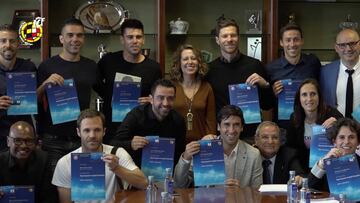 Raúl, Xavi y Xabi Alonso han recibido el título de entrenador