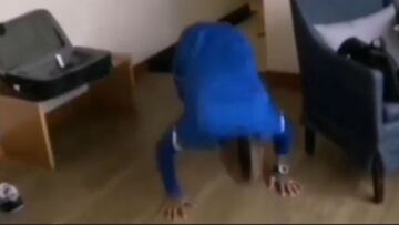 "La cuncuna": el divertido paso de Vidal en el live de Gary Medel