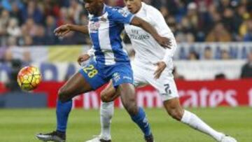 Varane, junto a Mamadou en el partido ante el Espanyol.