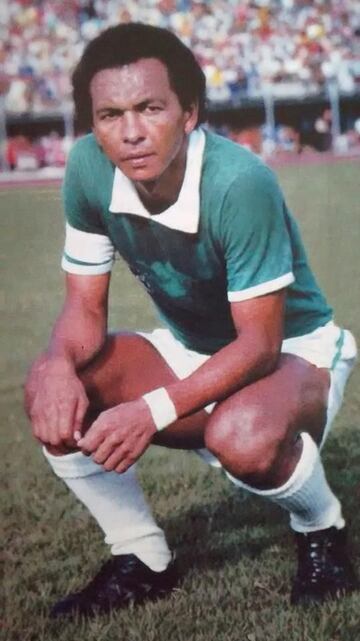 Miguel Escobar vistió la camiseta del club en 536 ocasiones, estuvo en el equipo entre 1967 y 1980.