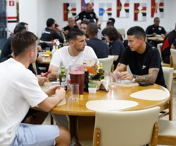 James Rodríguez, volante colombiano, en su primer entrenamiento con Sao Paulo.