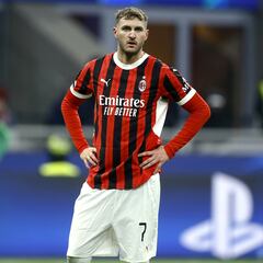 ¿Cuánto dinero gana Santiago Giménez en el Milan?: revelaron la cifra y sorprenderá a varios