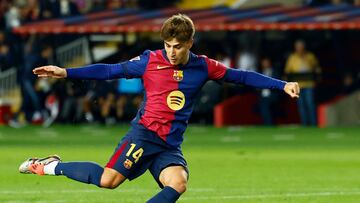 Soccer Football - LaLiga - FC Barcelona v Sevilla - Estadi Olimpic Lluis Companys, Barcelona, Spain - October 20, 2024 FC Barcelona's Pablo Torre scores their fourth goal REUTERS/Albert Gea