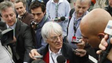 CONTROVERSIA. La Fórmula 1 vive días difíciles por el pulso que mantiene la FIA con la FOTA. La expectación en la primera sesión de entrenamientos libres estuvo tanto en el asfalto como fuera de él.