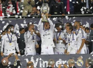 La Supercopa de Europa también fue ganada por los merengues. En la final derrotaron al Sevilla.