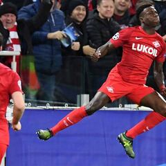 Quincy Promes aterriza para firmar como jugador del Sevilla