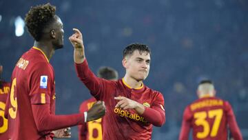 ROME, ITALY - JANUARY 15: AS Roma players Paulo Dybala and Tammy Abraham celebrate during the Serie A match between AS Roma and ACF Fiorentina at Stadio Olimpico on January 15, 2023 in Rome, Italy. (Photo by Luciano Rossi/AS Roma via Getty Images)