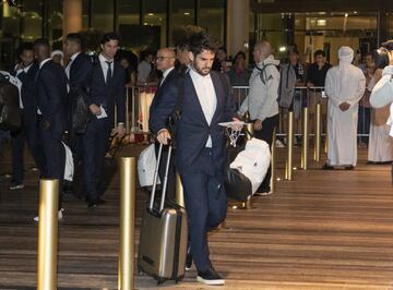 Isco en el aeropuerto de Abu Dabi. 